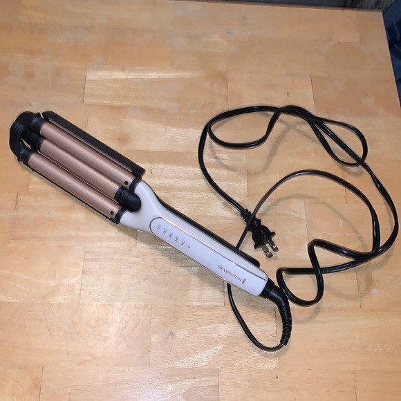 Remington Hair Remington Hair Crimper Rose Gold And White Colored